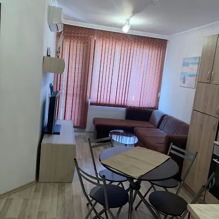 Apartament к-с олимп , влас , Dinevi Sveti Vlas